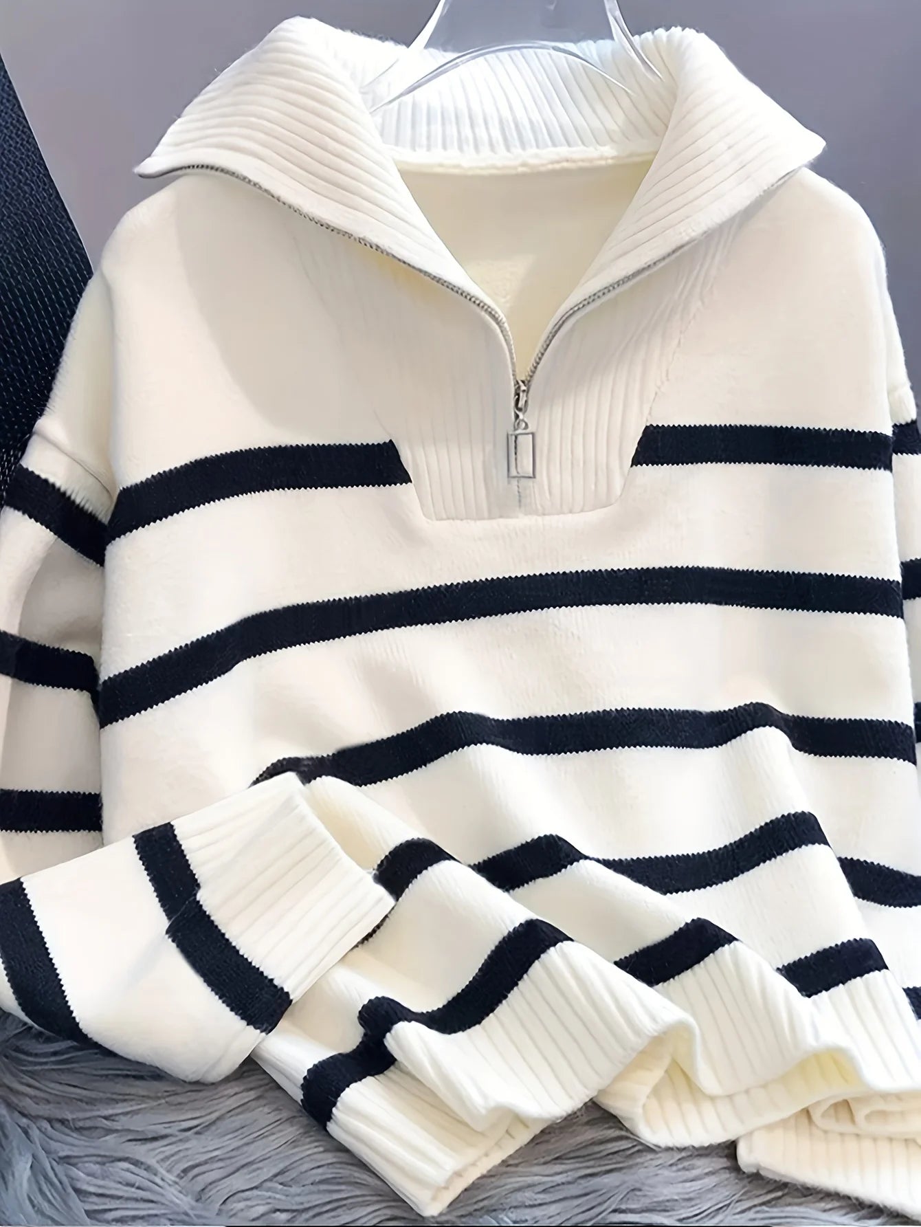 New Fashion Woman Sweater Thickened Zipper Striped Undershirt Short Pullover Top Women's Clothing