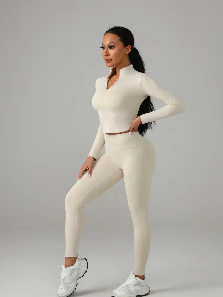 Black and white fitted women's solid-color set, perfect for fashion-conscious ladies and everyday fitness activities.