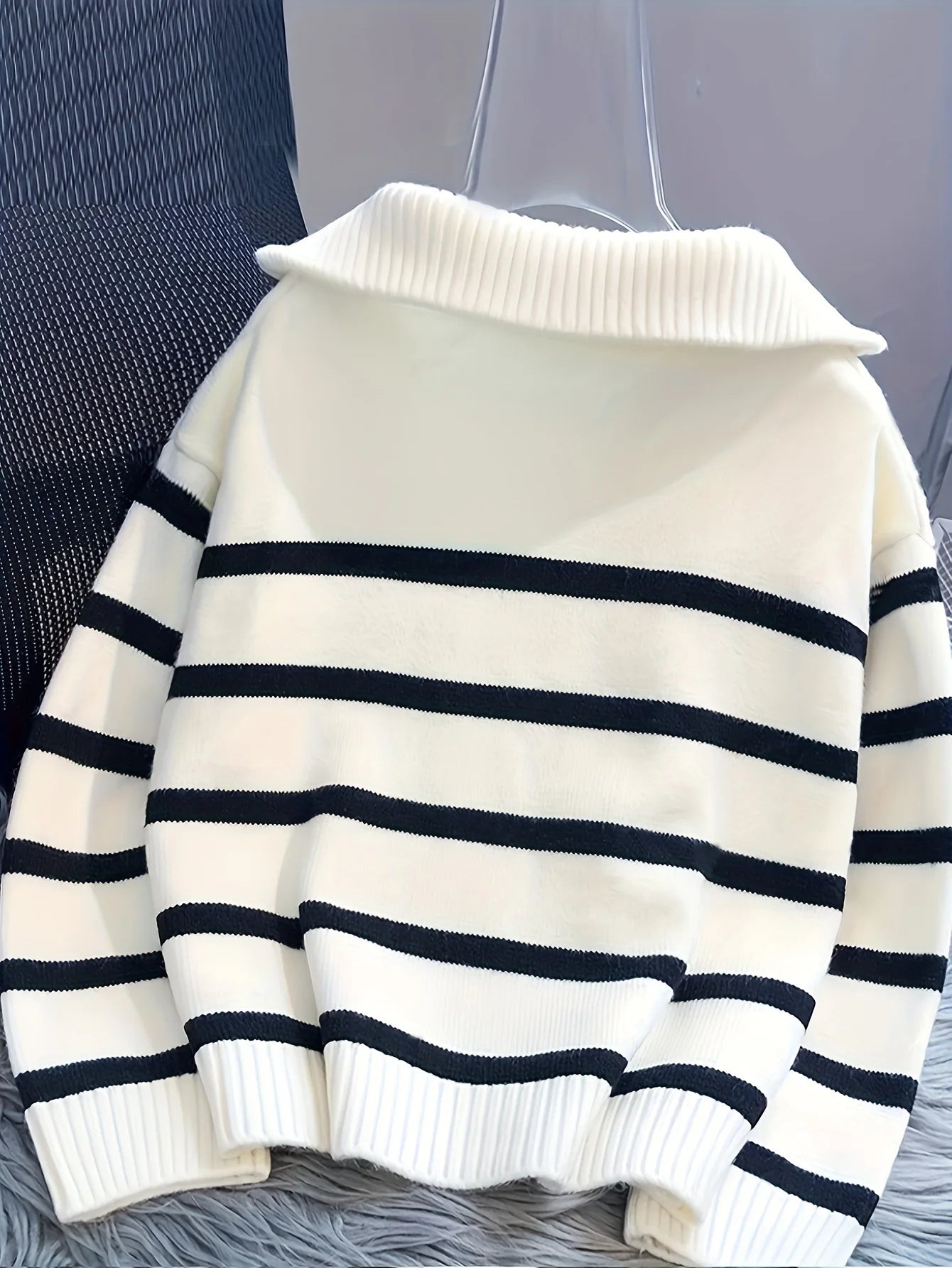 New Fashion Woman Sweater Thickened Zipper Striped Undershirt Short Pullover Top Women's Clothing