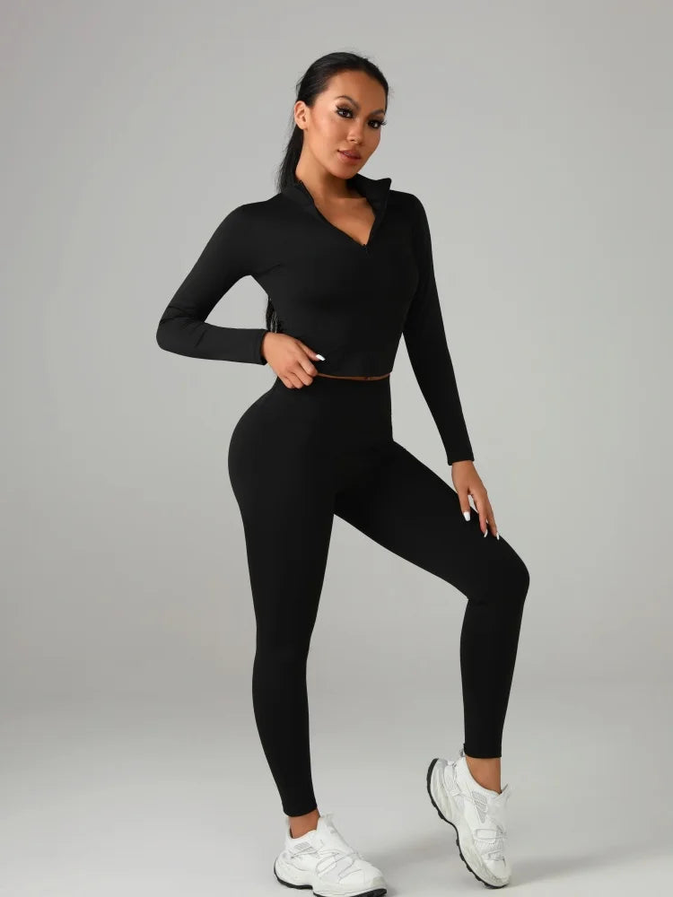 Black and white fitted women's solid-color set, perfect for fashion-conscious ladies and everyday fitness activities.
