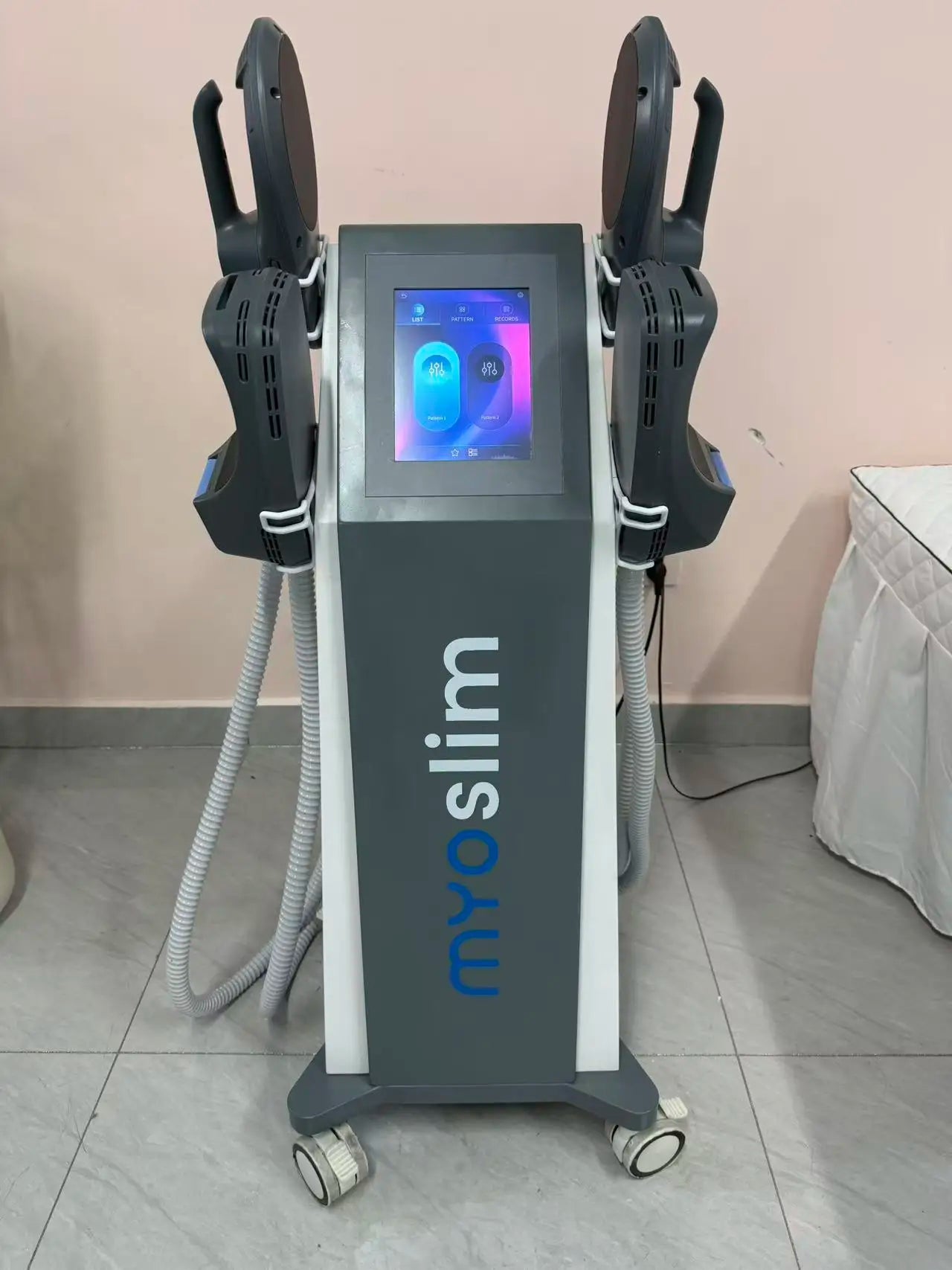 Professional 6500W NEO Radiofrequency Instrument Body Sculpting and Slimming Muscle Stimulation and Body Shaping Machine